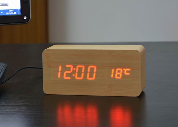 Wooden LED Alarm Clock with Temperature Display